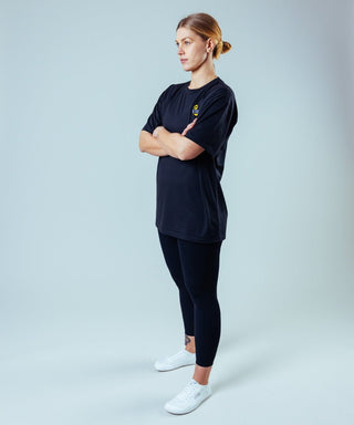 Leicht, schweißableitend und langlebig – dein Oversize-Shirt hält selbst die härtesten Workouts aus.