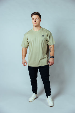 Leicht, schweißableitend und langlebig – dein Oversize-Shirt hält selbst die härtesten Workouts aus.