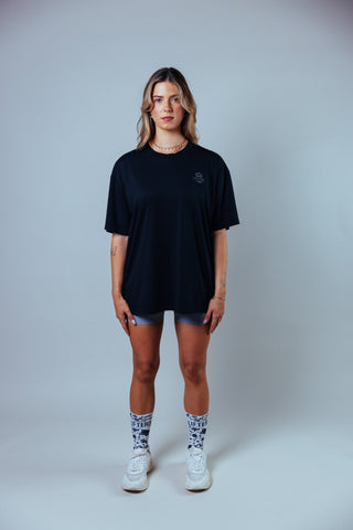 Leicht, schweißableitend und langlebig – dein Oversize-Shirt hält selbst die härtesten Workouts aus.