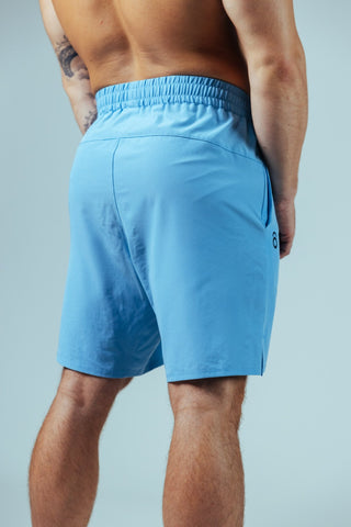 Die Raw Gym Shorts sind aus robustem, abriebfestem Material gefertigt, das selbst den härtesten Workouts standhält – für maximale Langlebigkeit. 