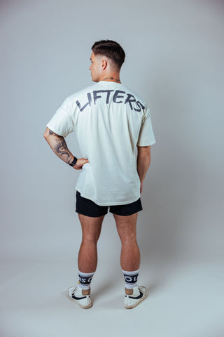 The soft, breathable three-fabric blend of cotton, polyester and spandex ensures an ultra-comfortable feel - during training and in everyday life.
