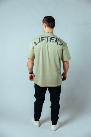 Entwickelt für Athleten, die an ihre Grenzen gehen und keine Kompromisse bei Style und Funktion eingehen.